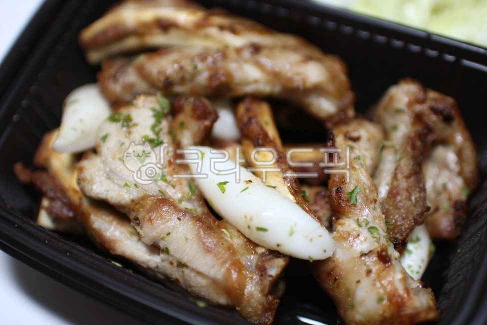 등갈비,갈비,고기,돼지고기,돼지등갈비,등갈비구이,갈비구이,구이,돼지구이,배달음식,배달등갈비