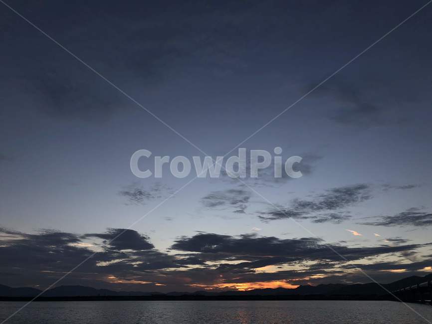 하늘,sky,구름,cloud,색감,color,일몰,sunset,자연,풍경,nature,landscape,outdoors,옥외