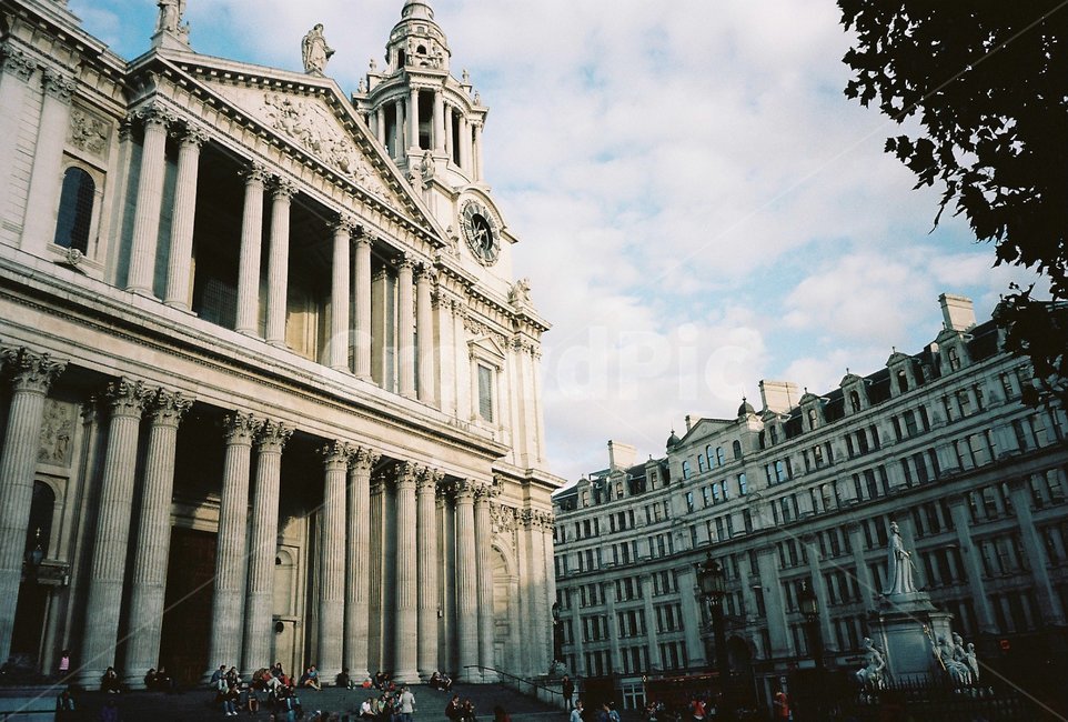 영국,런던,성베드로성당,하늘,england,london,cathe,cathedral,해외,외국,세계,foreign,oversea,world,건축물,건물외관,exterior,building,structure,architecture,construction