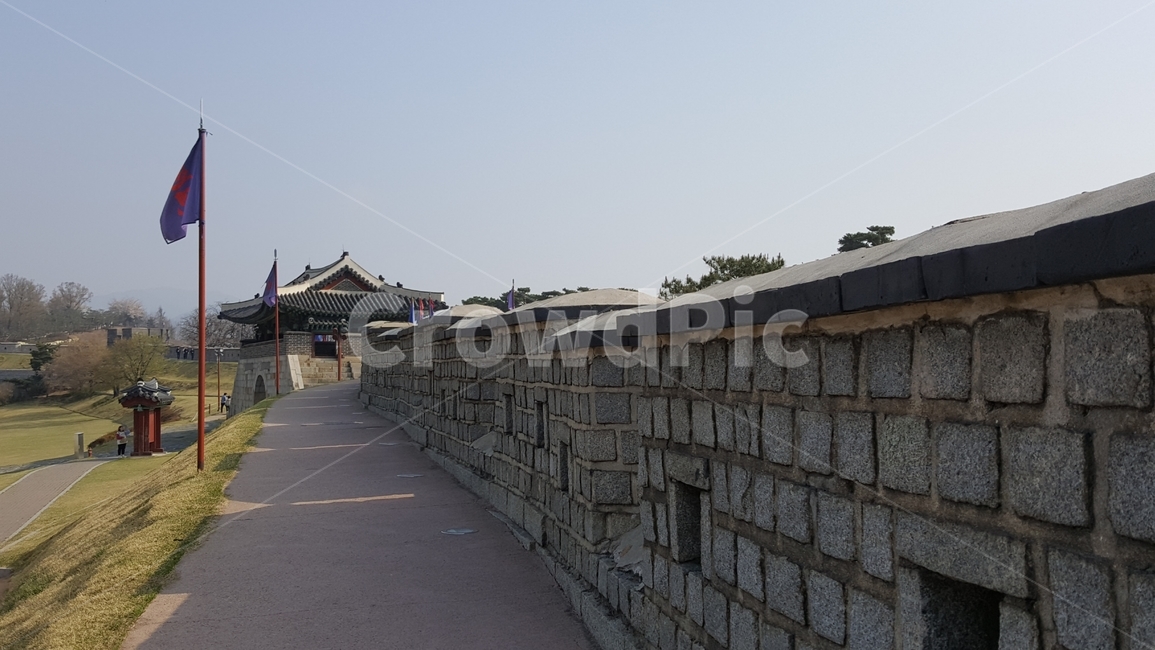 수원화성,돌담길,깃발,행궁,walkway,path