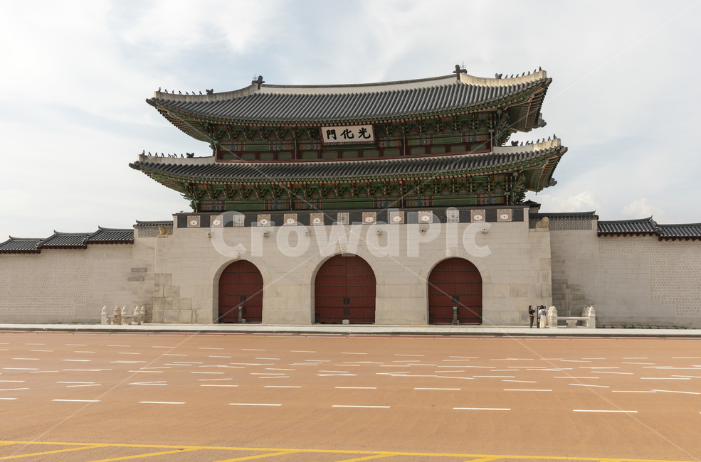 광화문,고궁,서울,경복궁,문화유적지,전통건축물,한국전통,한국문화,korean traditional,korean culture,랜드마크,landmark,tourist attraction,한국랜드마크,한국관광지,한국명소,korea landmark,korea tourist attraction,건축물,건물외관,exterior,building,structure,architecture,construction