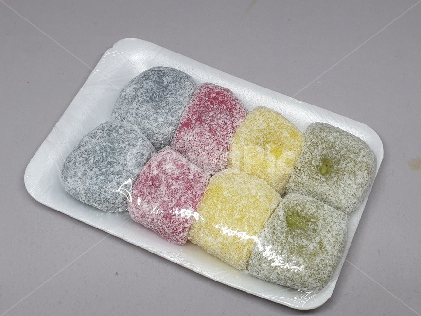 떡,모찌,전통떡,한국음식,전통음식,고유음식,군것질,디저트,후식,간식,먹는것,먹는거,음식,food,포장,스티로품,식품,사물,오브젝트,object,과일모찌,tteok,ricecake,명절,전통,음식,식재료,요리,food,cook,meal,dishes,food reserves,한식,한국음식,한국요리,korean food,korean dishes,korean meal,korean cook