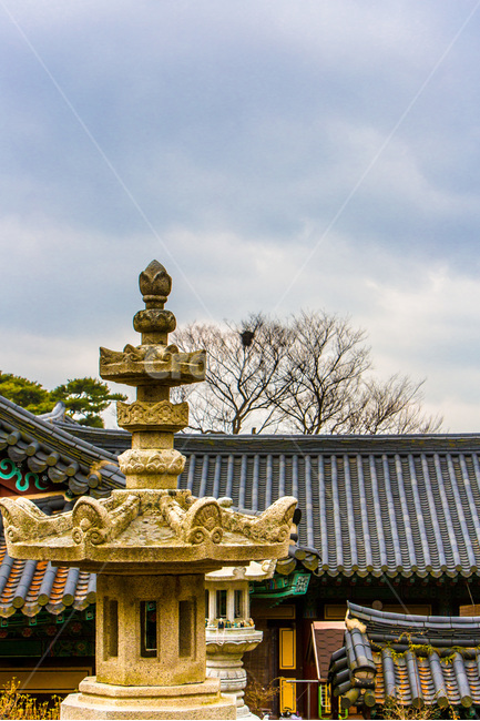 석등,석재,기와,사찰,선,전통,한국전통,한국문화,korean traditional,korean culture,조각상,동상,석상,조형물,statue,bronze statue,stone statue,종교,신앙,religion,belief,faith,건축물,건물외관,exterior,building,structure,architecture,construction