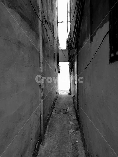골목길,달동네,건물,흑백사진,한국골목,blackandwhitephoto,koreanalley,어두운골목,길,골목길,alley,흑백,모노톤,monochrome,black and white,road,도로,urban,어반,town,도시,city,시티,street,거리,building,corridor,복도