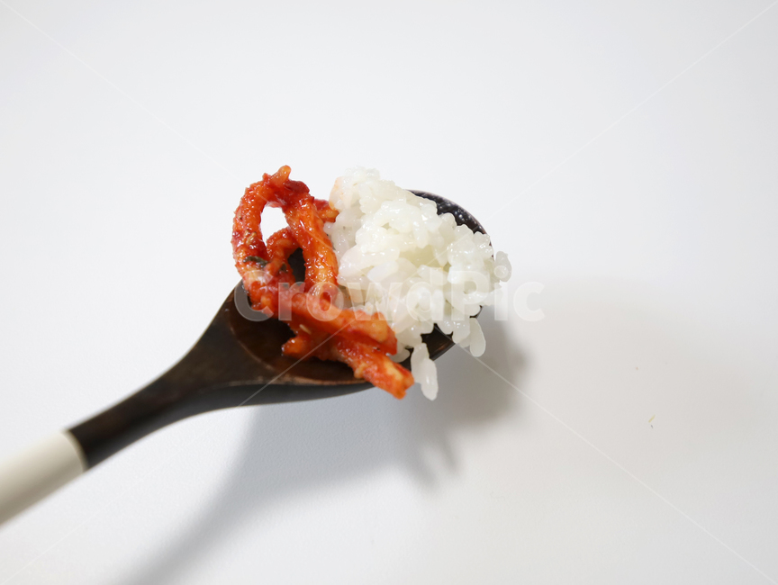 무,무말랭이,무말랭이무침,양념,매콤한,spicy,한식,반찬,밑반찬,밥,숟가락,spoon,음식,식재료,요리,food,cook,meal,dishes,food reserves,한식,한국음식,한국요리,korean food,korean dishes,korean meal,korean cook