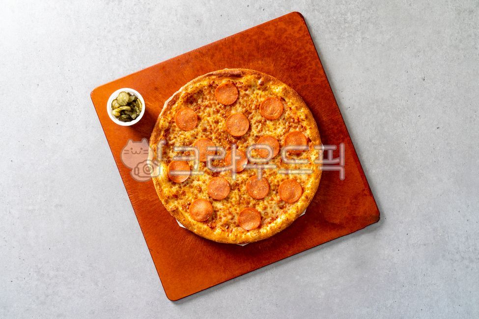 Cheese Crust,Totato,tomato,Cheese Gold Pizza,pepperoni,food,cheese,gold,pizza,ham,potato,Italy