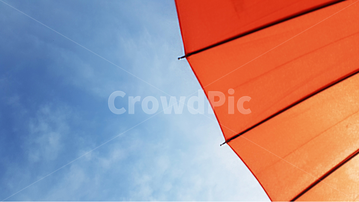 하늘,우산,맑음,sky,umbrella,serenity,색깔,색상,색채,색감,color sense,color sensitivity,feeling of color