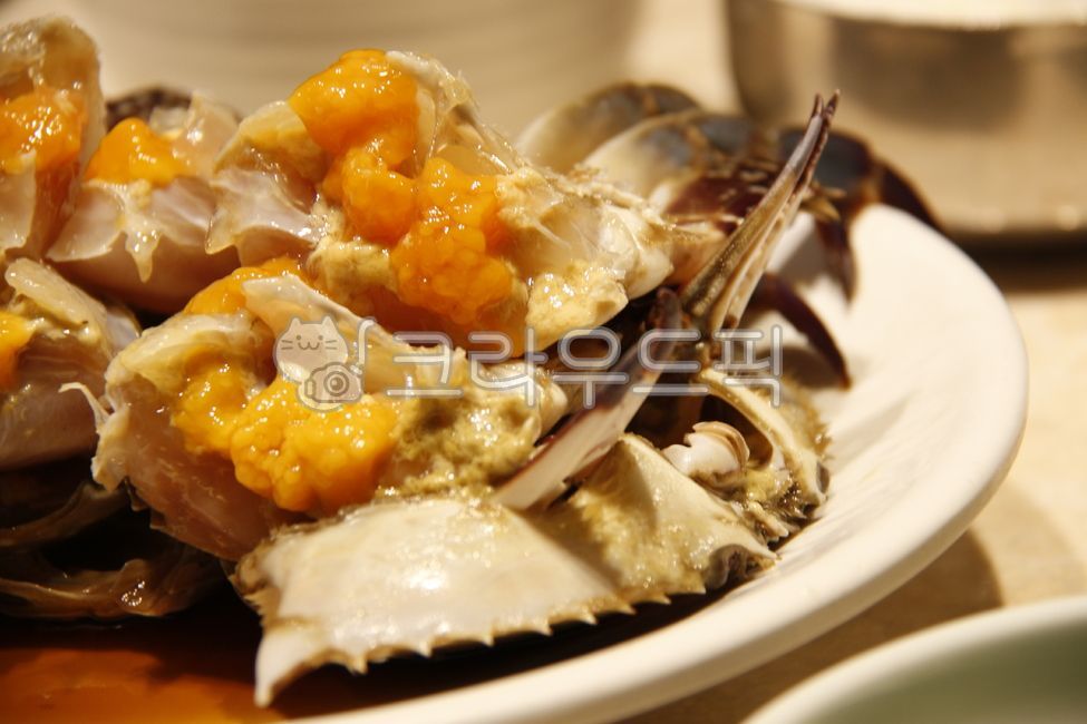 soy sauce crab,Cooking,Korean cuisine,roe,soy sauce,food,side dish,rice thief,crab shell,Korean food,crab,female crab