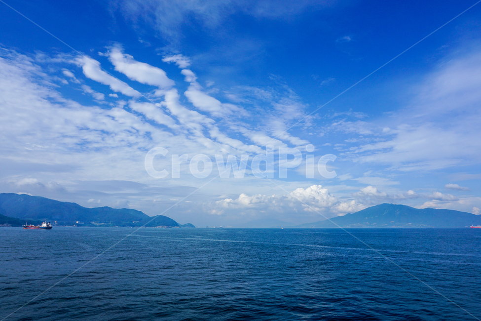 자연,nature,빛,water,물,ocean,sea,대양,바다,구름,파란,cloud,해안,해안선,푸른하늘,sky,자연,풍경,nature,landscape