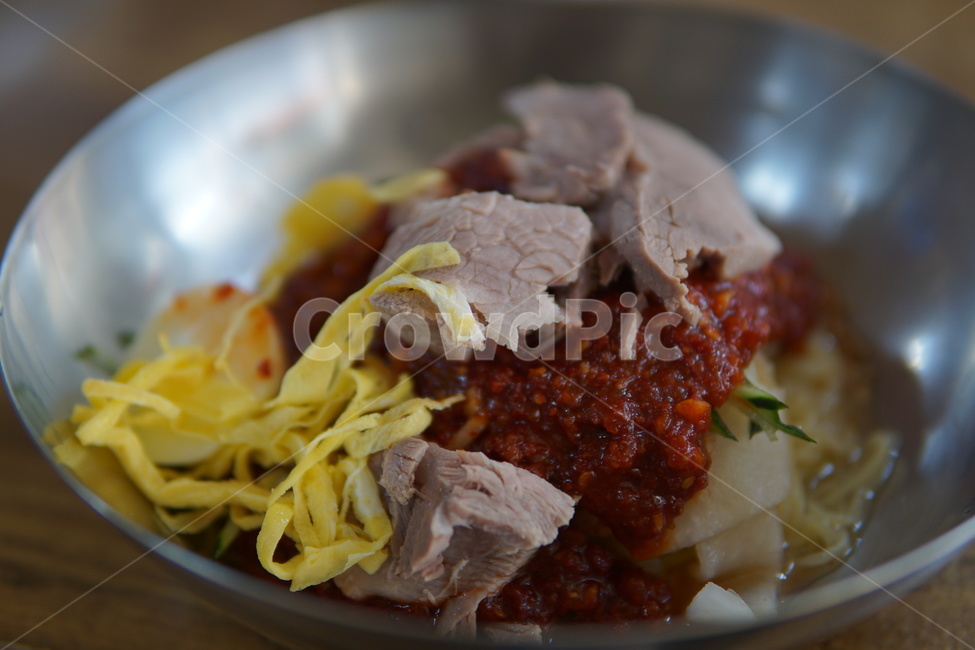밀면,비빔밀면,물밀면,계란,달걀,음식,식재료,요리,food,cook,meal,dishes,food reserves,면류,면요리,noodles,한식,한국음식,한국요리,korean food,korean dishes,korean meal,korean cook