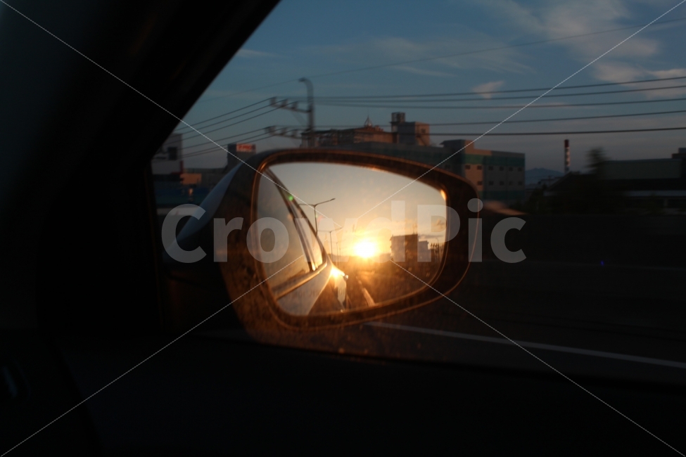 하늘,일출,거울,차,여행길,설렘,교통,교통수단,traffic,transportation