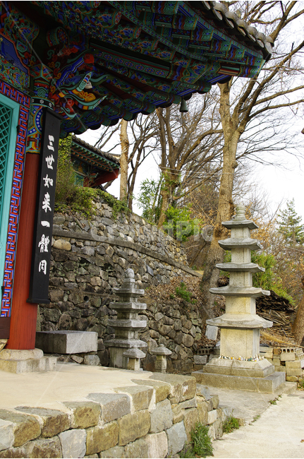 한국,밀양,석탑,무봉사,사찰,절,한국전통,한국문화,korean traditional,korean culture,종교,신앙,religion,belief,faith,건축물,건물외관,exterior,building,structure,architecture,construction