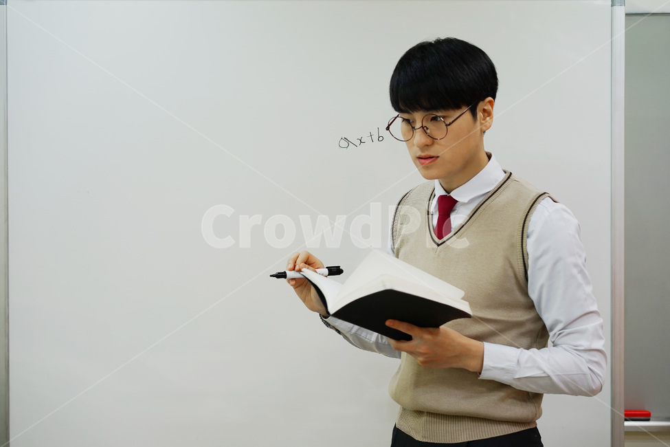 수능,교육,학생,교복,시험,강의,수업,고등학생,고3,남고생,남자고등학생,남고,수능시험,기말고사,중간고사,모의고사,exam,quiz,test,학업,공부,남자,남학생,사람,인물,인간,human,person,얼굴표정,facialexpression,face,남성,man,male,학교,education,learning,study,schoo,사람,인물,인간,human,person,남성,남자,man,male,교육,학교,공부,education,learning,study,school