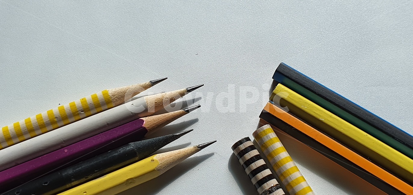 필기구,나무,흑연,연필심,object,sharp,equipment,art,drawing,isolated,tool,draw,write,design,graphite,background,office,work,white,simple,wood,tip,study,school,college,wooden,concept,lead,learn,graphic,color,pencil,연필