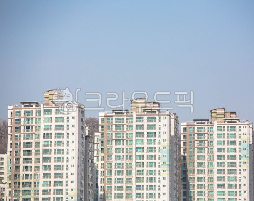 Building exterior,city,real estate,dwelling,construct,house,residential building,building,apartment complex,collective housing,window,high rise building,high rise,apartment