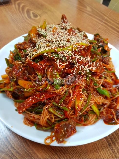 골뱅이무침,무침,빨간음식,골뱅이,술안주,음식,식재료,요리,food,cook,meal,dishes,food reserves