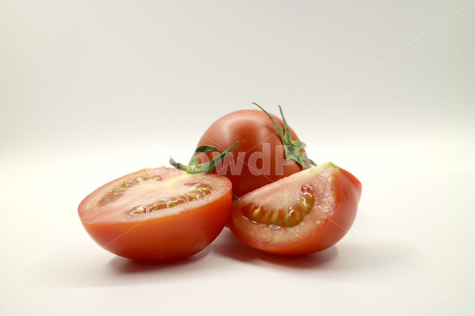 토마토,빨간토마토,완숙토마토,야채,채소,음식,식재료,음식재료,요리재료,요리,샐러드,신선한,오브젝트,누끼,빨강,건강,웰빙,다이어트,슬라이스,음식,식재료,요리,food,cook,meal,dishes,food reserves,채소,야채,vegetables,누끼,remove background