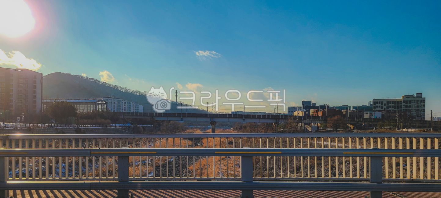 Jingwan-dong,Eunpyeong-gu,bridge,subway,railroad,ditch,Jichuk Bridge,Changneungcheon,Jichuk Bridge intersection,Obuja-ro