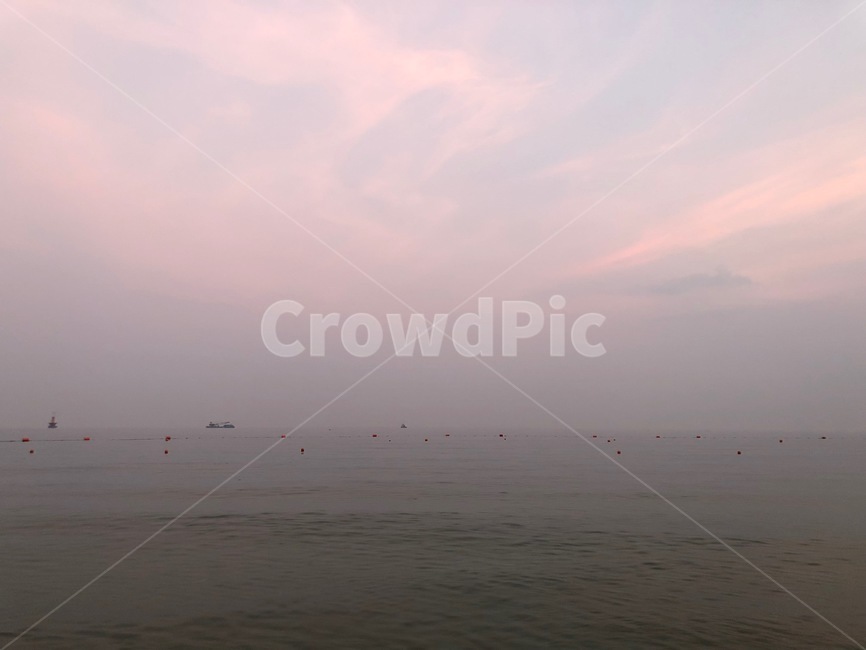 바다,sea,nature,자연,물,water,outdoors,옥외,부산바다,파도,wave,sand,beach,seashore,ocean,haeundaebeach,모래,바닷가,해안가,일몰,sunset,rock,곶,promontory,풍경,경치,scenery,landscape,자연,풍경,nature,landscape