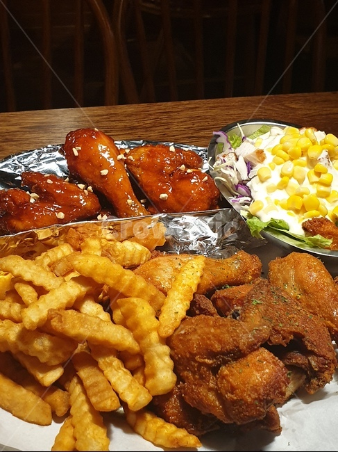치킨,양념치킨,감자,옥수수,맛집