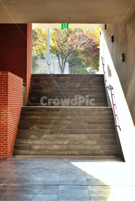 handrail,banister,난간,staircase,계단,건축물,건물외관,exterior,building,structure,architecture,construction