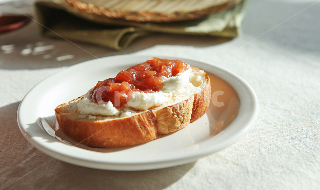 디저트,빵,바게트,음식,생크림,잼,음식,식재료,요리,food,cook,meal,dishes,food reserves,아침식사,조식,브런치,breakfast,brunch