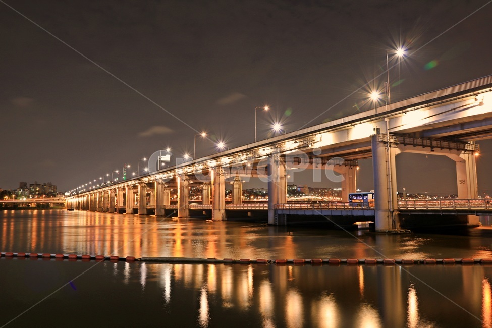 서울,서울야경,한강,한강다리,seoul,야경,밤,풍경,nightscape,night,landscape,건축물,건물외관,exterior,building,structure,architecture,construction,road,도로,freeway,고속 도로