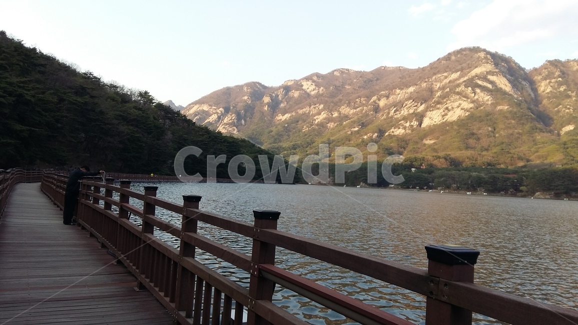 호수,물,저녁호수,호수풍경,호수물,자연,풍경,nature,landscape,water,railing,난간
