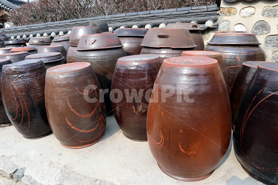 항아리,전통,한국,korea,장독대,한국전통,한국문화,korean traditional,korean culture,사물,물건,오브젝트,thing,object,matter