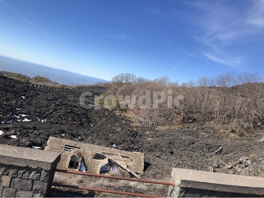 에트나,etna,이탈리아,활화산,폐가,화산재