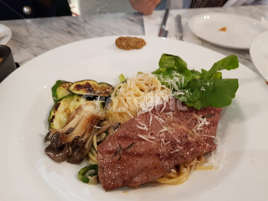 스테이크파스타,파스타,음식,스테이크,pasta,food,steak