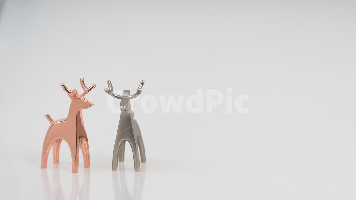 심리학,생활,커플,사슴,동상,골드,실버,함께,사랑,노루,금속,럭셔리,동물,뿔,반사,빤짝,광채,쥬얼리,루돌프,크리스마스,아웃포커싱,보석,귀금속,귀여운,액세서리,장식품,백그라운드,사물,물건,오브젝트,thing,object,matter