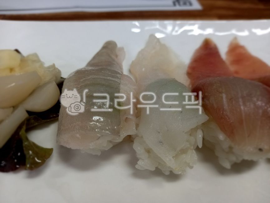 생선초밥,초밥,생선회,생강초절임,락교,모둠초밥,모듬초밥,음식,food,assortedsushi