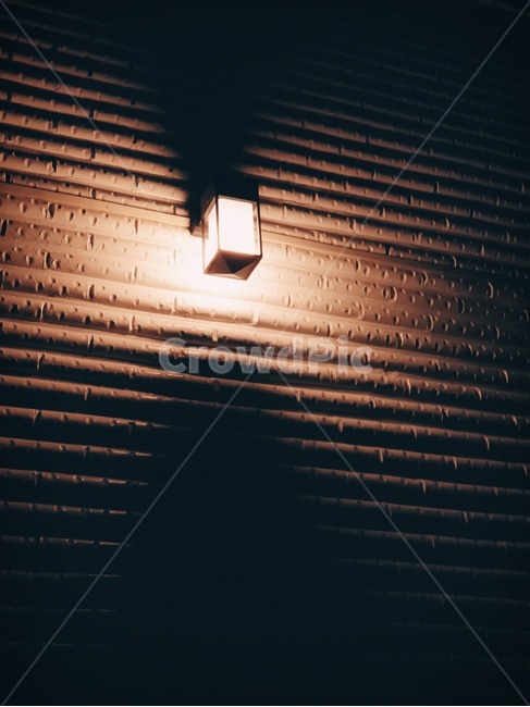 조명,밤,나른함,여유,카페