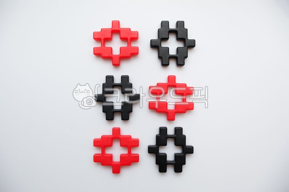 배경이미지,백그라운드,학습,재능,발달,교구,장난감,토이,어린이,교육,블럭,십자블럭,어린이집,블록,유치원,키즈카페,놀이,유아,칼라,컬러,화려한,원색,조립게임,창의력,사각형,쌓다,오브젝트,생활