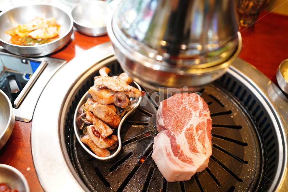 고기,육류,육식,돼지,음식,안주,food,구이,한식,먹거리,삼겹살,음식,식재료,요리,food,cook,meal,dishes,food reserves,육류,고기,meat