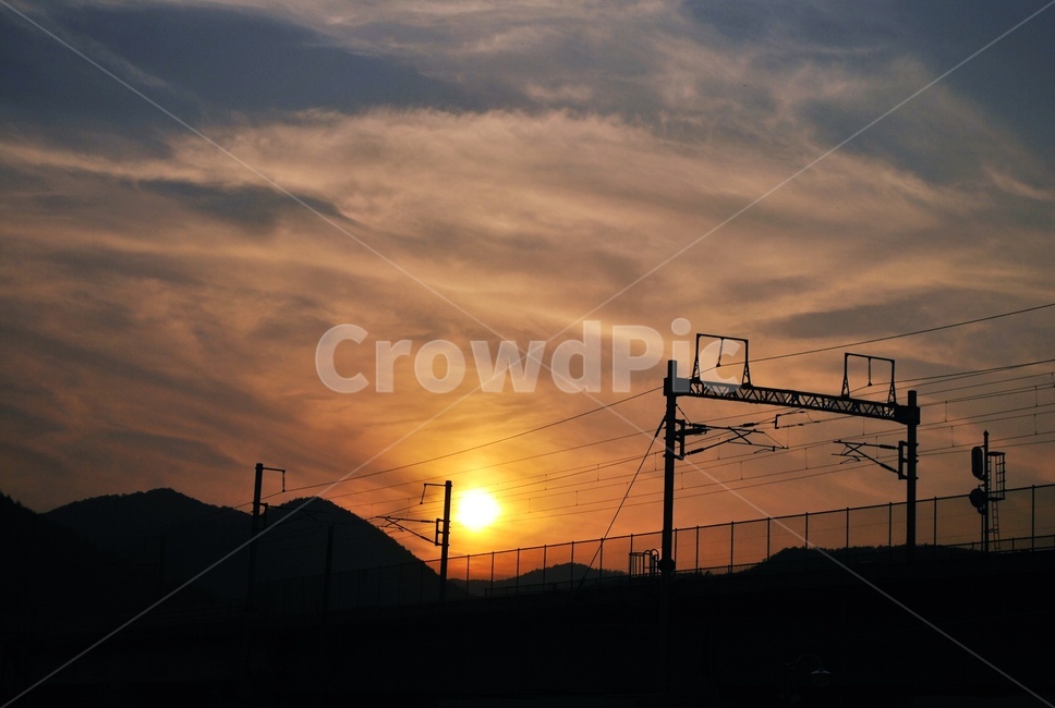 석양,노을,구름,기찻길,저녁,sundown,sunset,cloud,railroad,evening,실루엣,그림자,silhouette,shadow,교통,교통수단,traffic,transportation