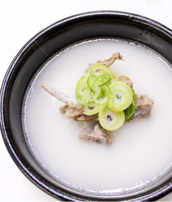 food,음식,dish,요리,meal,식사,사발,bowl,식물,plant,곰탕,국
