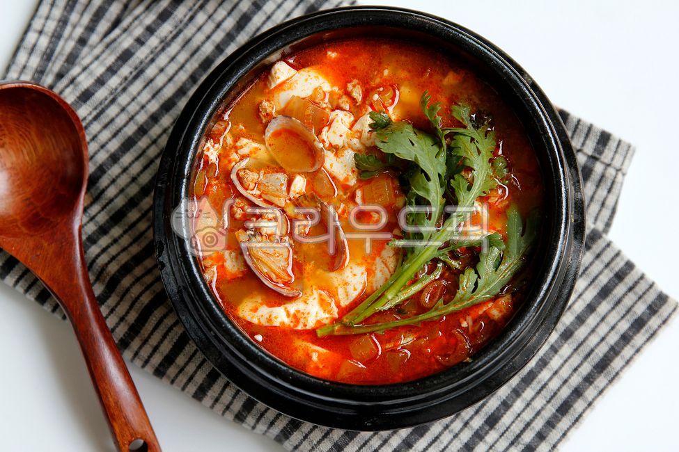 soup,Korean,Tofu Stew,cooking,food,Clam soft tofu stew