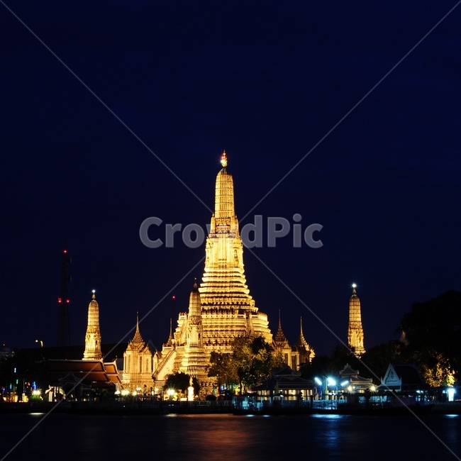 태국,왓아룬,야경,사원,방콕,야경,밤,풍경,nightscape,night,landscape,랜드마크,landmark,tourist attraction,해외,외국,세계,foreign,oversea,world,세계랜드마크,해외랜드마크,외국랜드마크,world landmark,world tourist attraction,architecture,건축물,building,건물,steeple,뾰족한 탑,tower,탑,spire,첨탑,downtown,도심,city,시티,urban,어반,town,도시