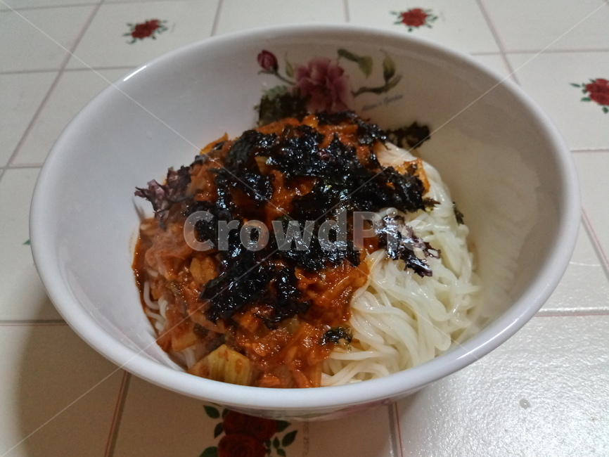 김치,묵은지,복음,볶음,소면,국수,음식,음식사진,pood,poodphoto,kimchi,음식,식재료,요리,food,cook,meal,dishes,food reserves,면류,면요리,noodles,한식,한국음식,한국요리,korean food,korean dishes,korean meal,korean cook