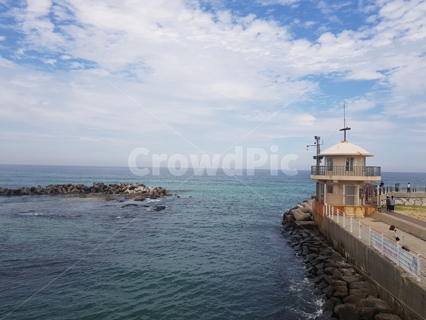 바다,port,sea,ocean,구름,등대,lighthouse