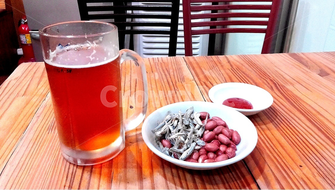 맥주,땅콩,맥주와땅콩,술,멸치,혼술,생맥주,한잔,술,주류,alcohol