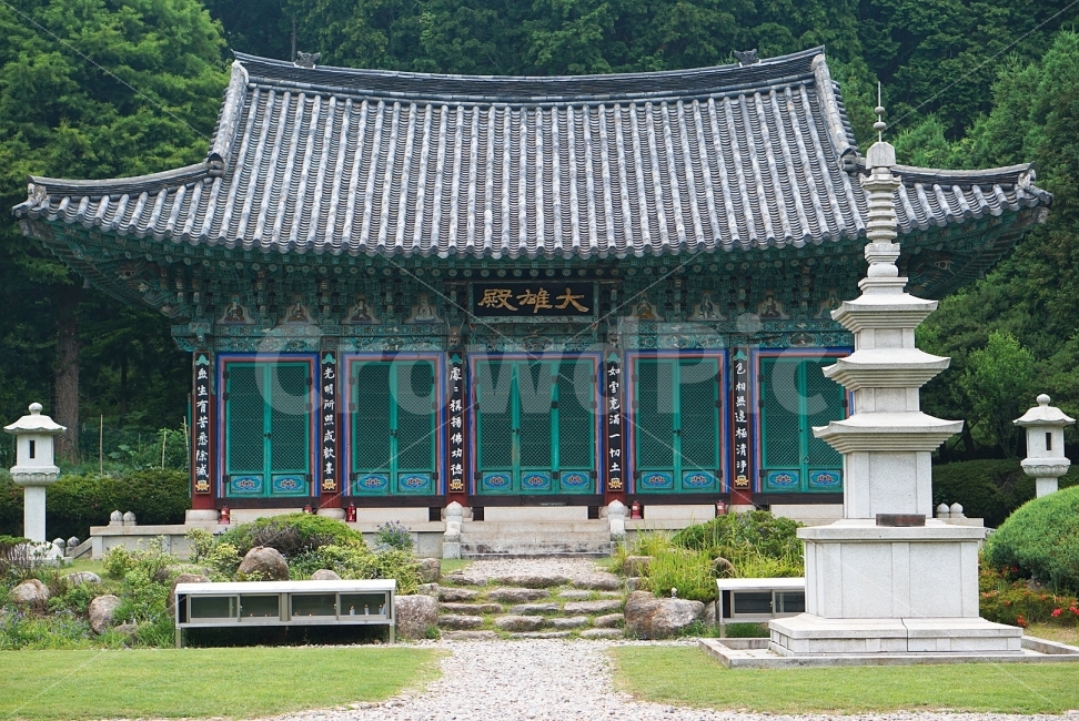 여행,travel,여행사진,국내여행,혼자여행,사진,배경사진,배경,이쁜사진,색감,색감좋은사진,풍경,풍경사진,통영,통영여행,미래사,절,사찰,한국전통,한국문화,korean traditional,korean culture,종교,신앙,religion,belief,faith