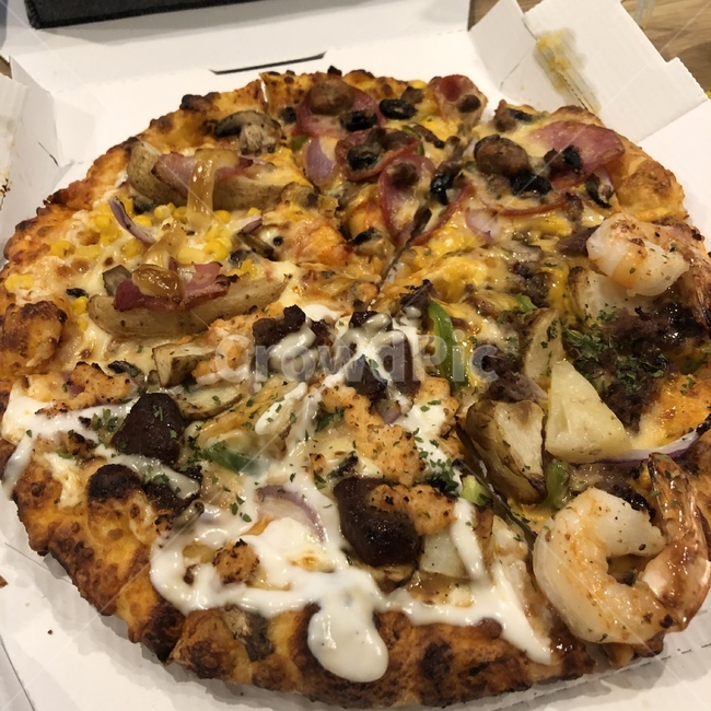피자,pizza,음식,food,피자한판,음식,식재료,요리,food,cook,meal,dishes,food reserves,양식,서양음식,서양요리,western food,western dishes,western meal,western cook