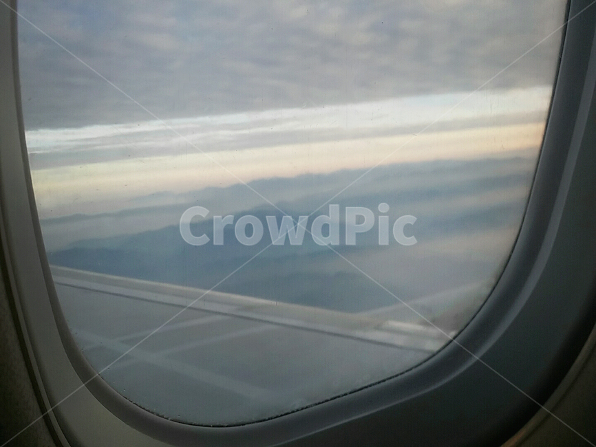 비행기,창문,비행기창문,비행,공항,감성사진,하늘,fly,airplane,창밖,풍경