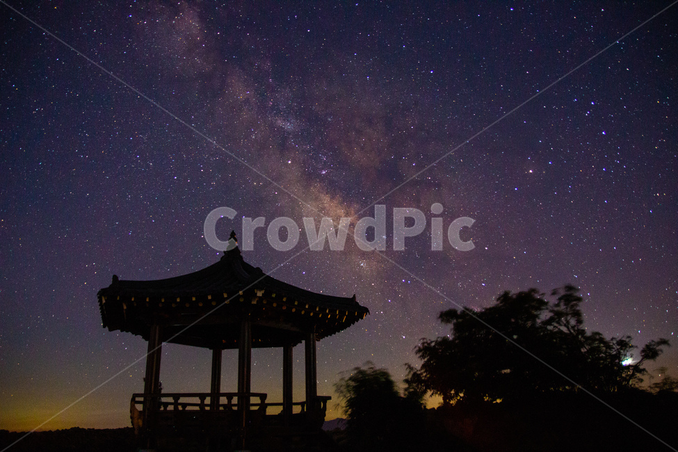 은하수,미리내,별,안반데기,star,milkyway,galaxy,대관령,야경,밤,풍경,nightscape,night,landscape,한국전통,한국문화,korean traditional,korean culture,건축물,건물외관,exterior,building,structure,architecture,construction,nature,자연,outdoors,옥외