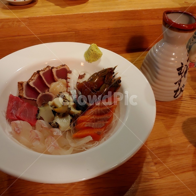 스시,사시미,회,혼술,사케,금요일,음식,식재료,요리,food,cook,meal,dishes,food reserves,일식,일본음식,일본요리,Japanese food,Japanese dishes,Japanese meal,Japanese cook