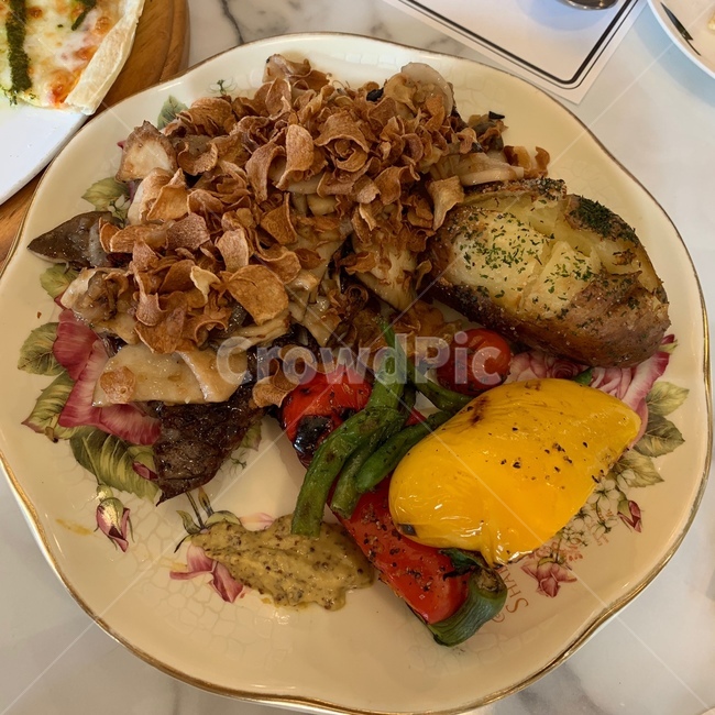 스테이크,레스토랑,양식,외식,고기,플레이팅,음식,맛있는,steak,서양요리
