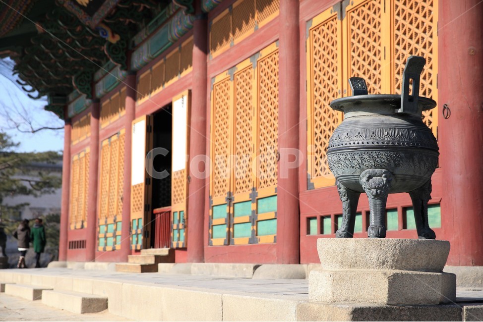 architecture,건축물,건물,광화문,한국전통건물,전통건물,향로,korea,seoul,고궁